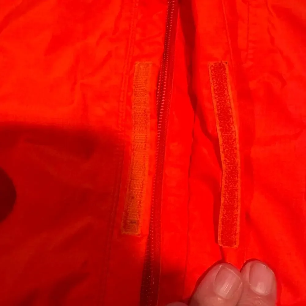 The North Face HyVent Hooded Windbreaker Jacket – Men’s 2XL